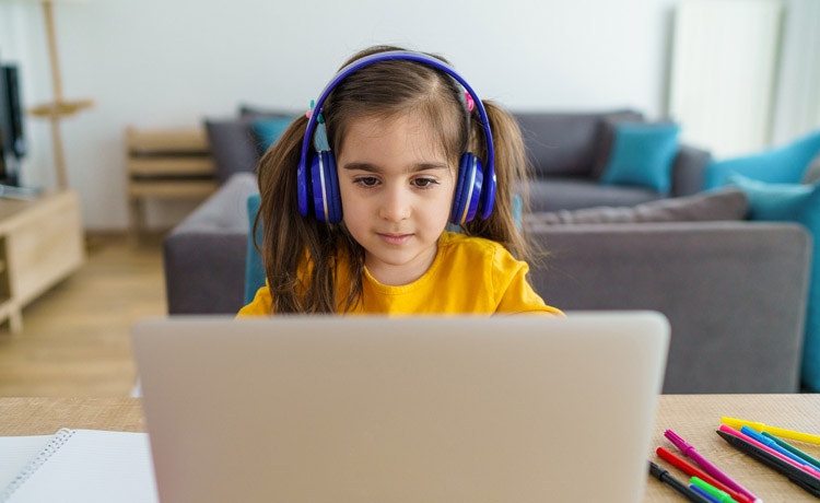 {"en-GB":{"og_description":"Entre les...